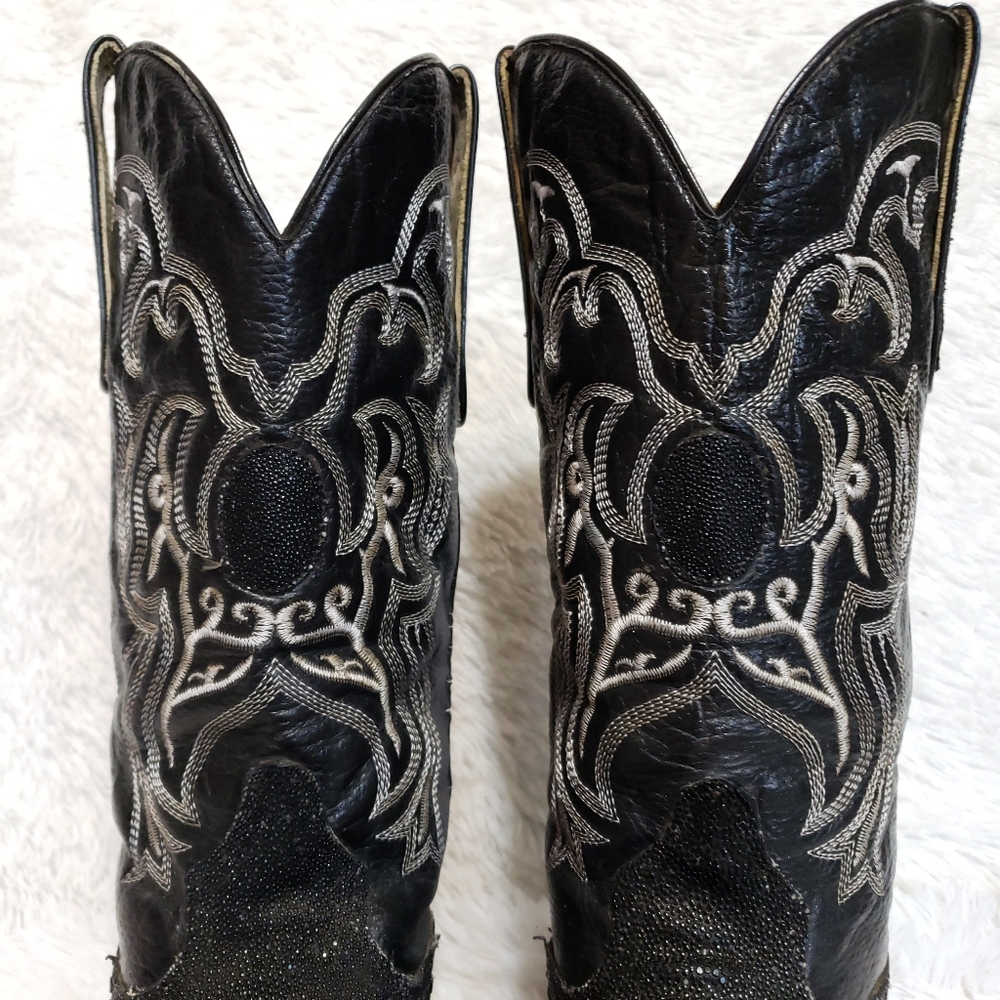❌TEMP NFS❌ GETTING RESTORED❌ DYE REFRESH ❌Pointed Black Stingray Western Boots - Picture 9 of 16